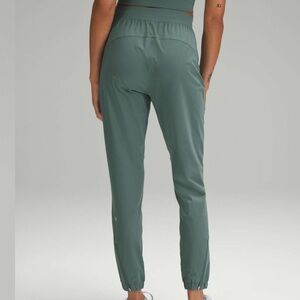 Lululemon Adapted State High-Rise Jogger in Forest Green | Full Length | Size 2